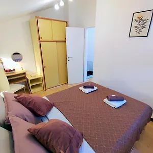 Pajtak Apartment